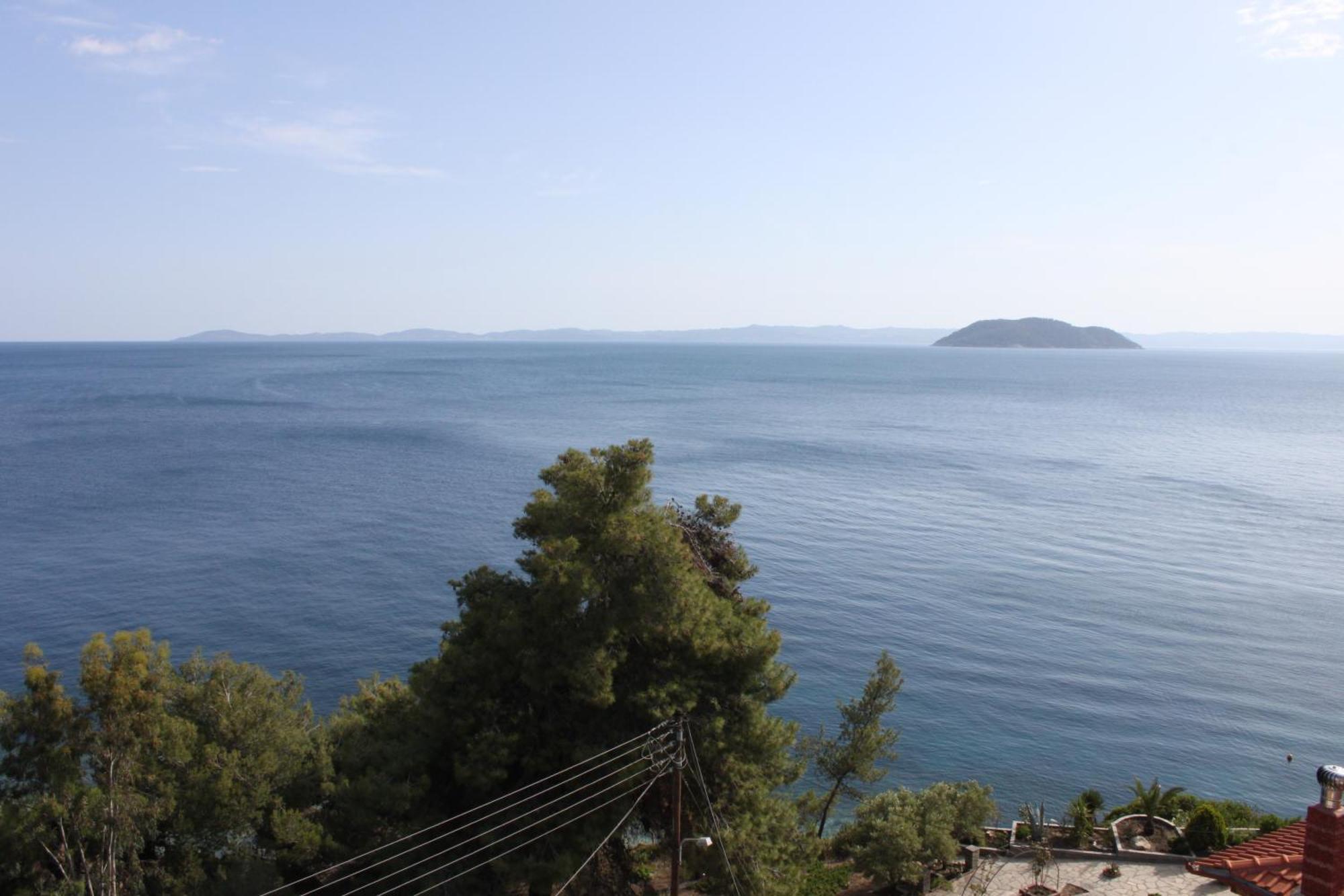 Aparthotel Akrotiri Neos Marmaras