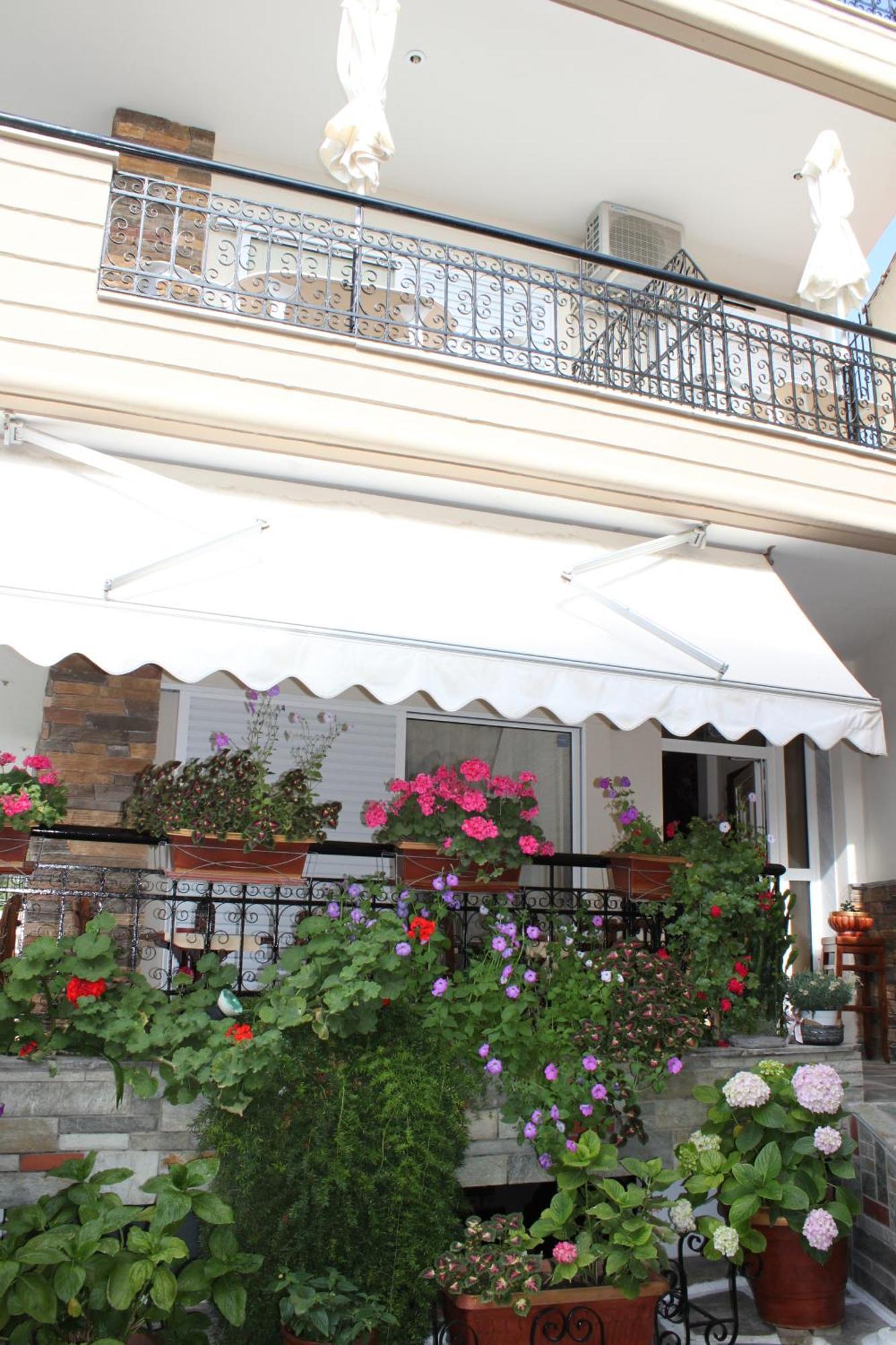 Aparthotel Akrotiri *