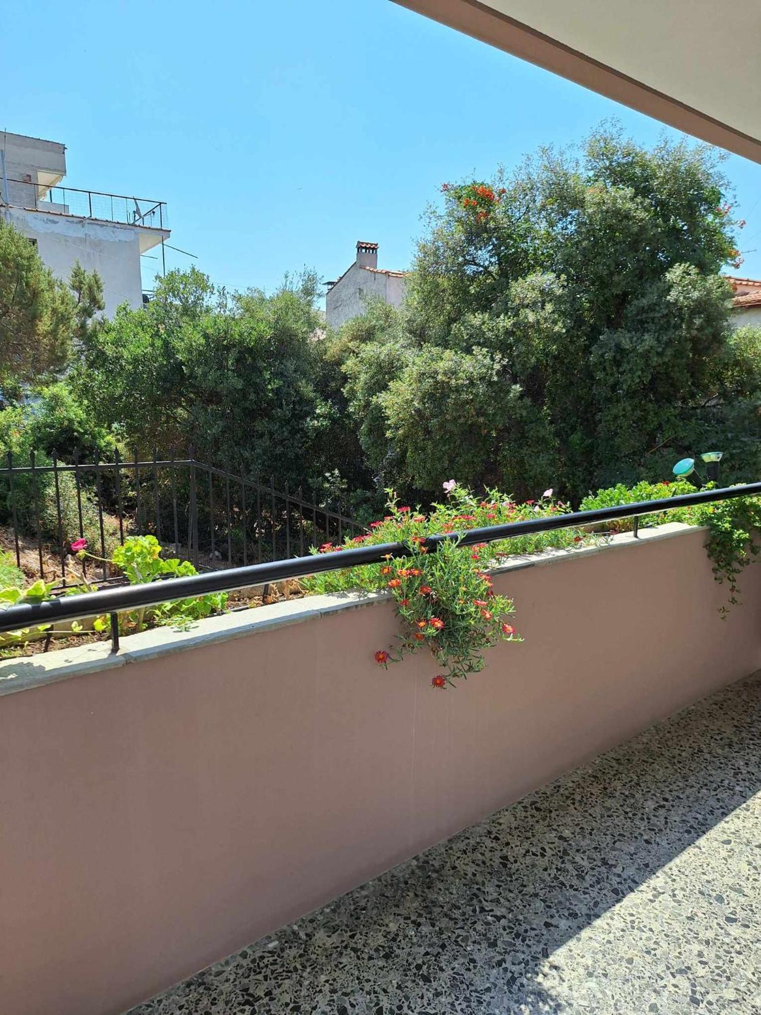 Aparthotel Akrotiri Neos Marmaras