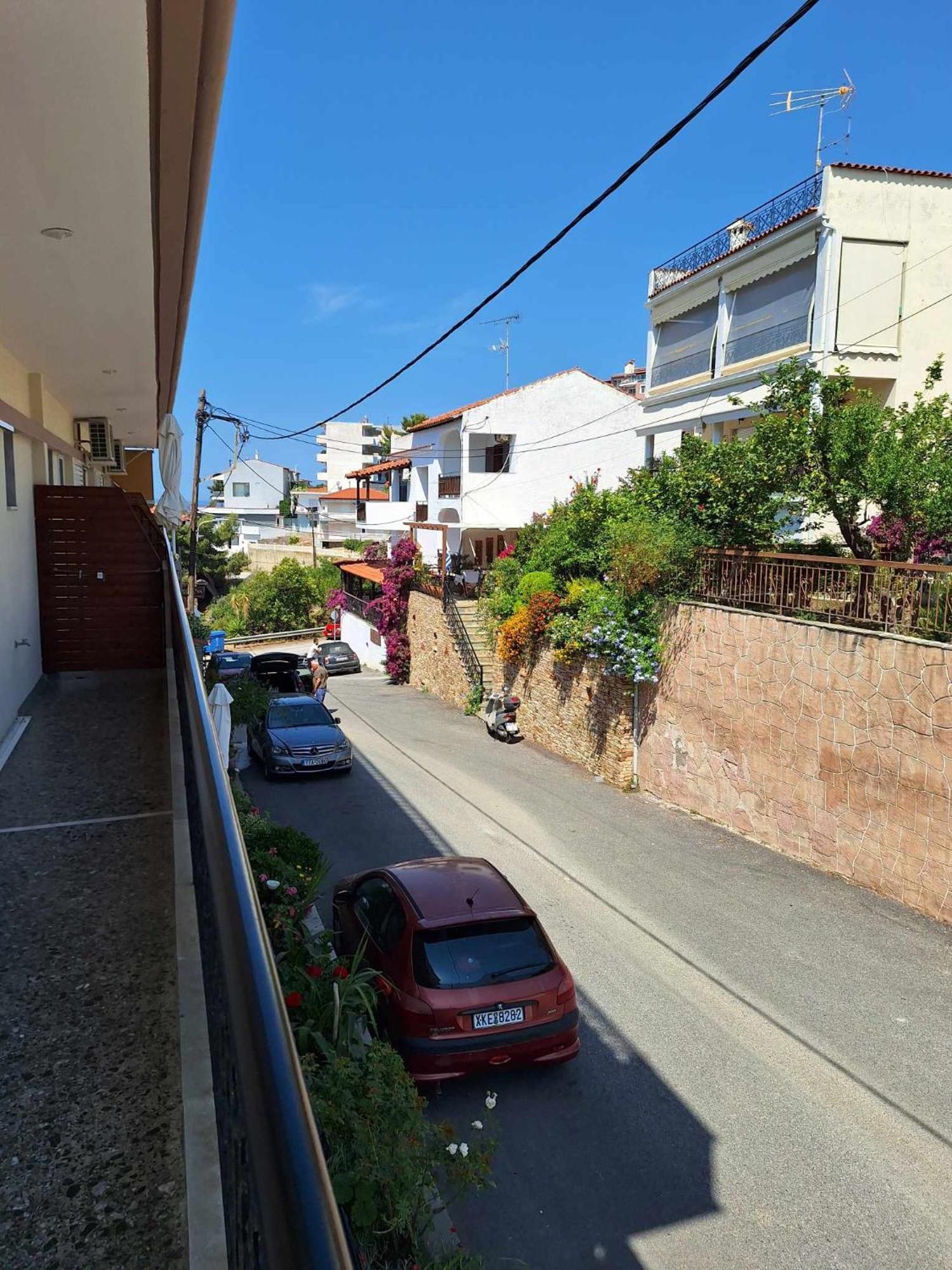Akrotiri Aparthotel Neos Marmaras
