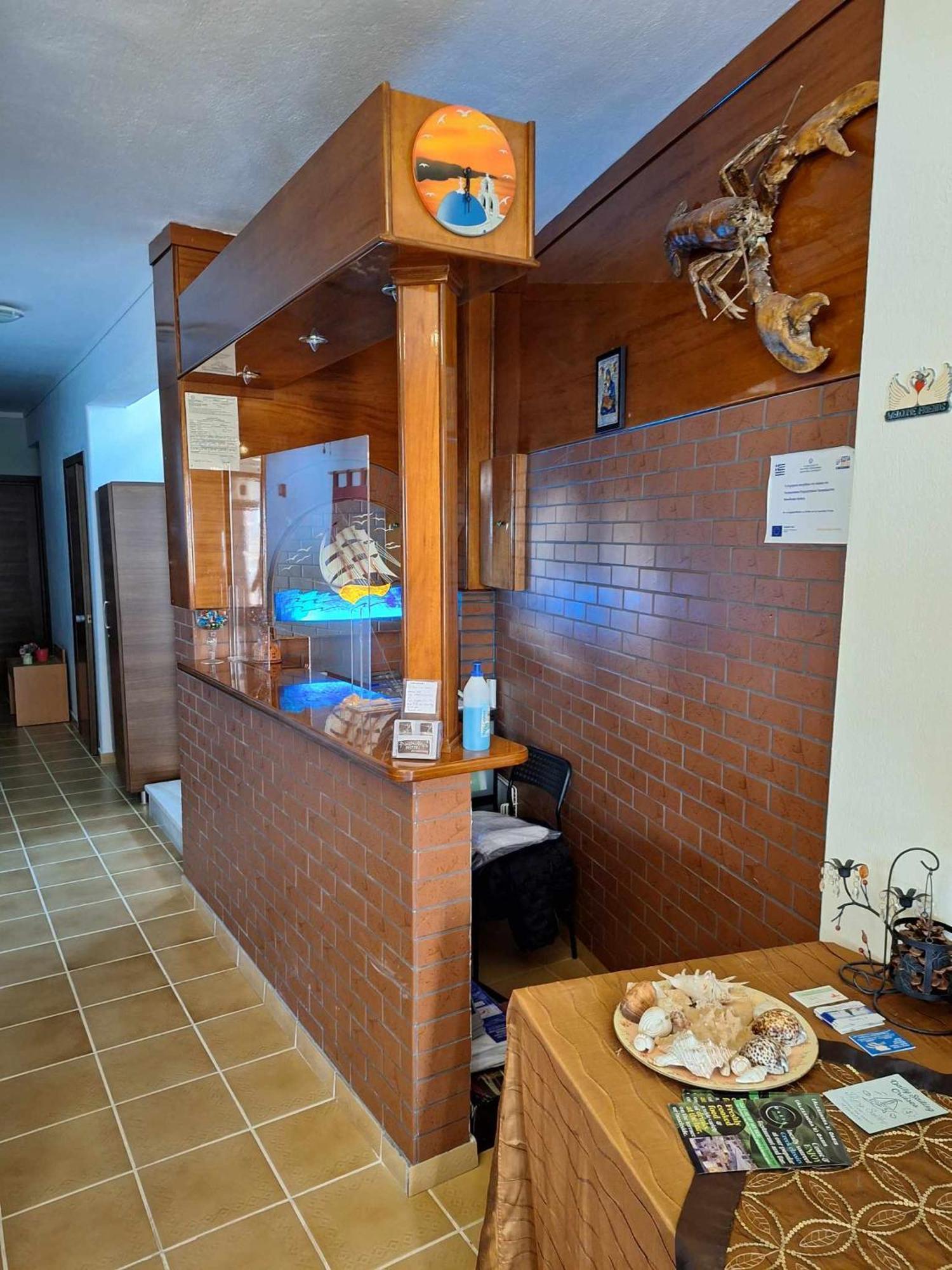 Aparthotel Akrotiri Neos Marmaras
