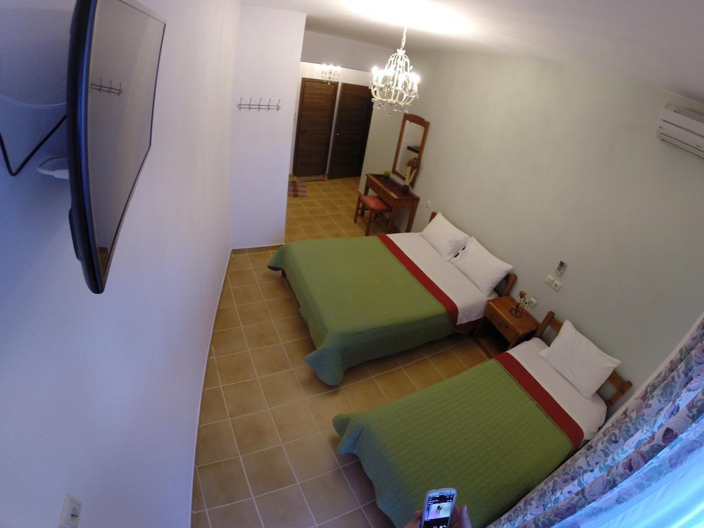 Aparthotel Akrotiri Neos Marmaras