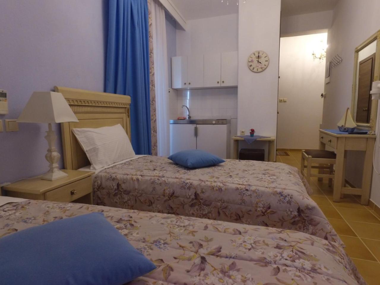 Aparthotel Akrotiri