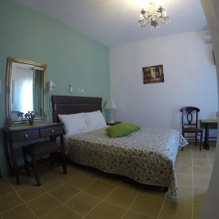 Akrotiri Hotel Neos Marmaras Exteriér fotografie