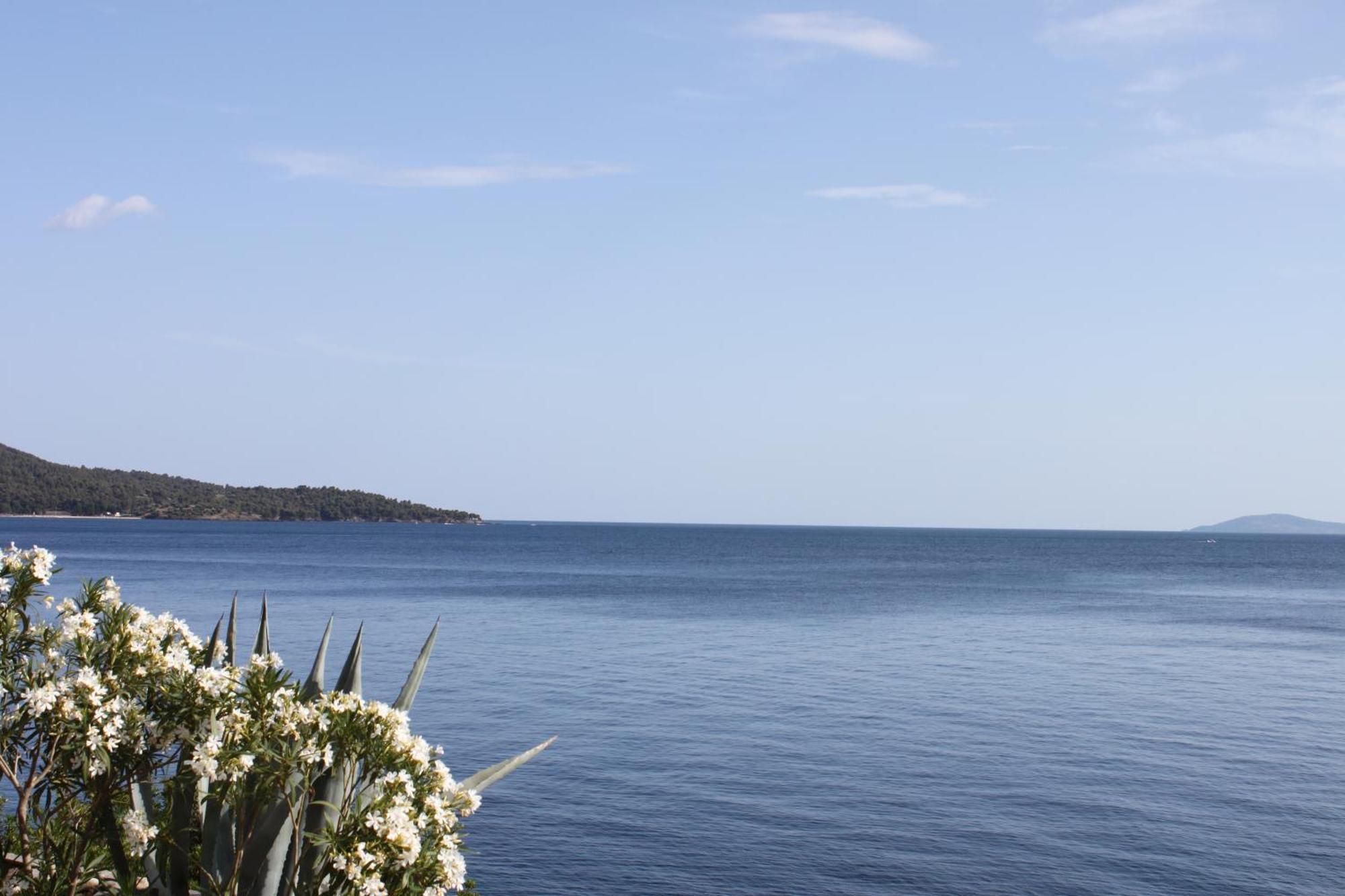 Aparthotel Akrotiri Néos Marmarás